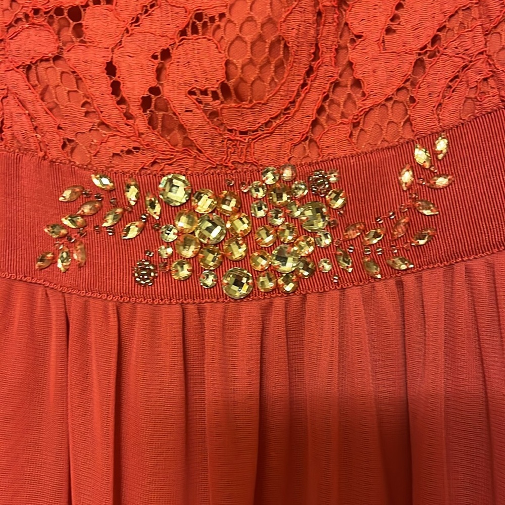Adrianna Papell Women’s Spaghetti-Strap Lace Formal Prom Gown in French Coral - Picture 5 of 6